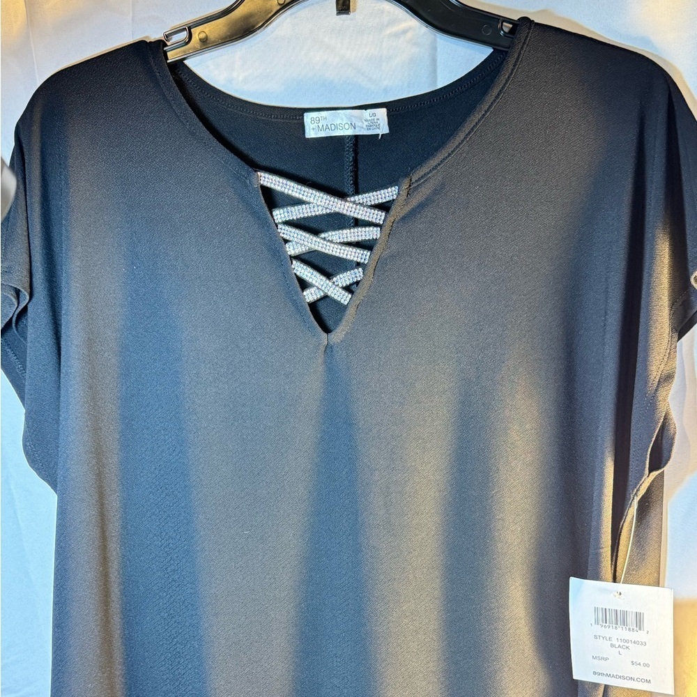 89th & Madison Black Sheer Crisscross Rhinestone Top NWT – Size L - Picture 2 of 5